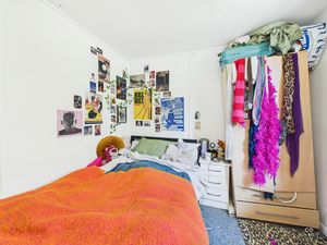 Photo 5- click for photo gallery